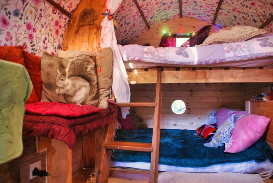 bunk bed