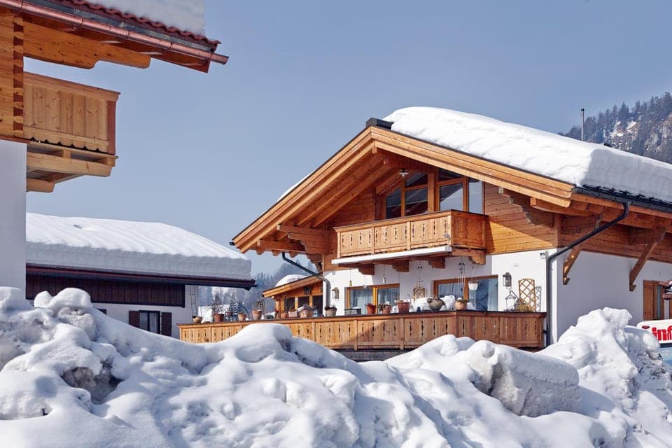 Property building, Winter