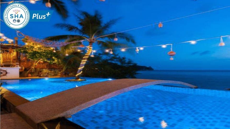 Restaurant/places to eat, Swimming pool