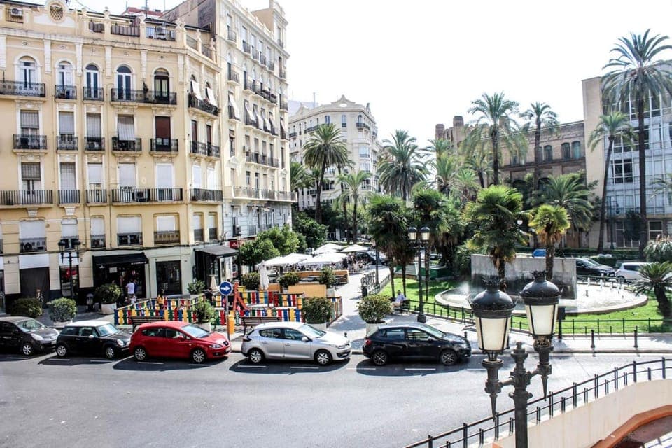 Neighbourhood, City view, Street view, Location