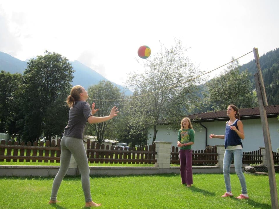 Facade/entrance, Sports