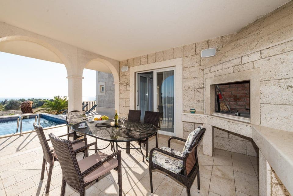 Villa Stani, luxury villa with a pool Villa in Novalja