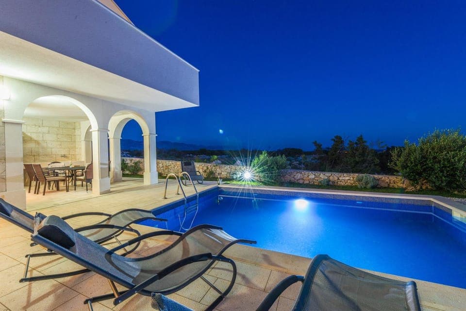 Villa Stani, luxury villa with a pool Villa in Novalja