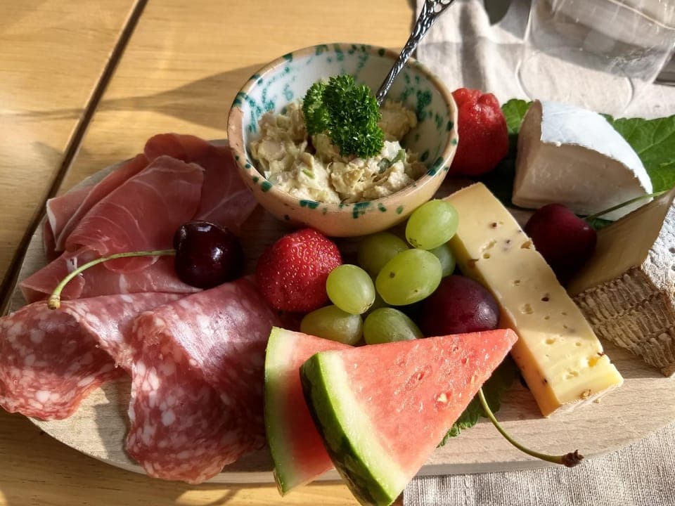 Breakfast, Continental breakfast