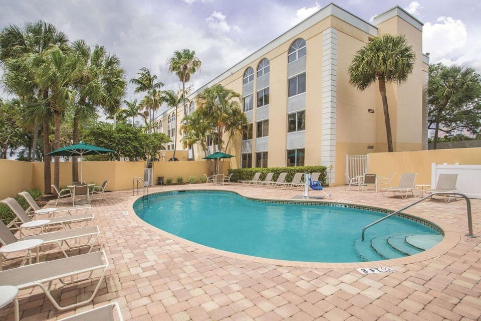 On site, Pool view, Swimming pool, Swimming pool