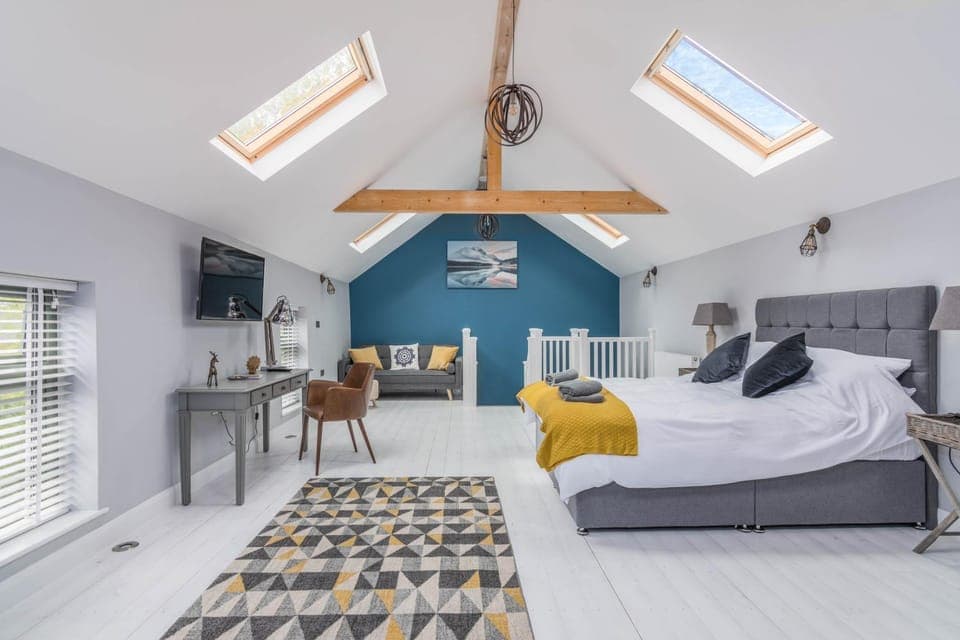 Photo of the whole room