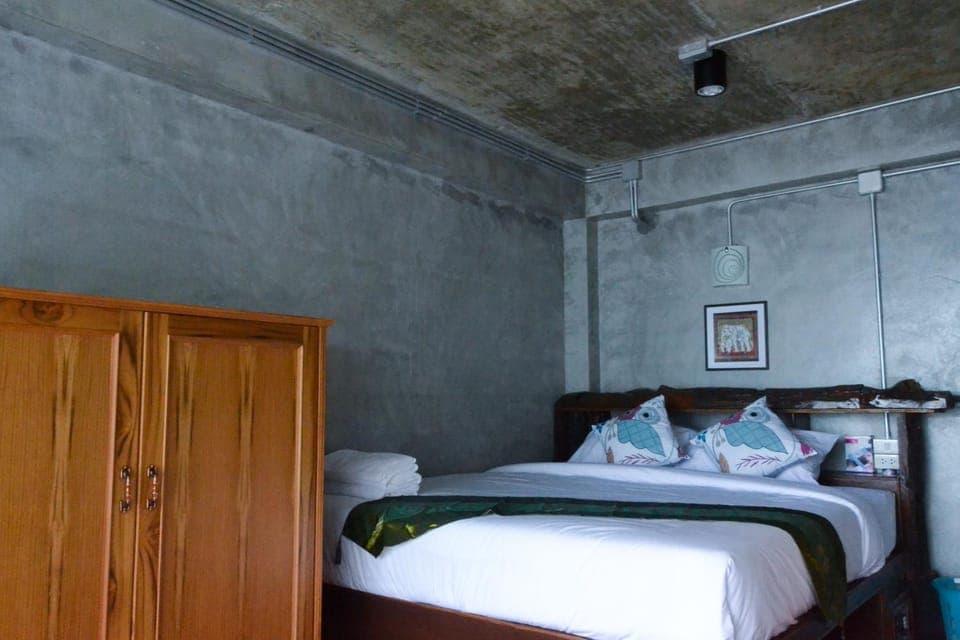 Bed, Photo of the whole room, Bedroom, wardrobe