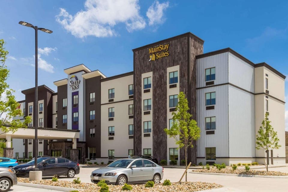 Property building, On site