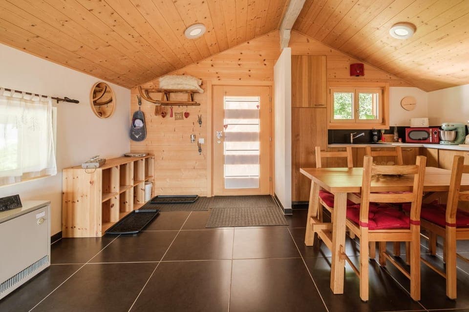 Facade/entrance, Kitchen or kitchenette, Dining area, kitchen, kitchen