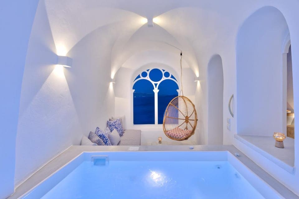 Night, Hot Tub, Balcony/Terrace