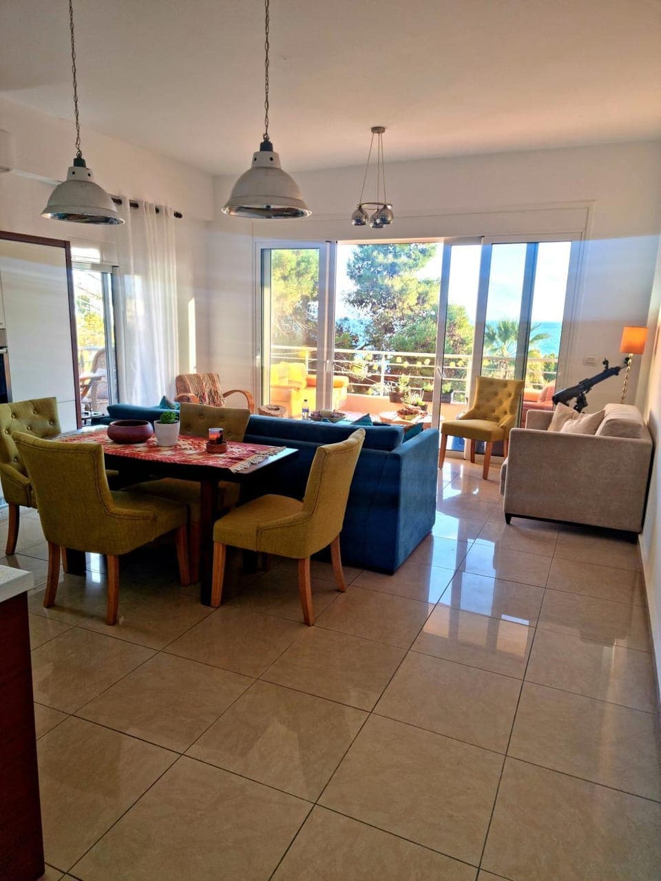 Living room, Seating area, Dining area