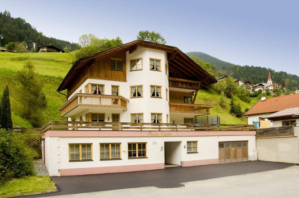 Property building, Day