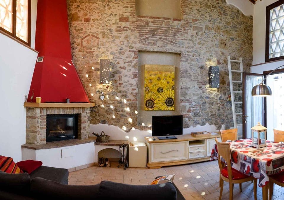 Communal lounge/ TV room