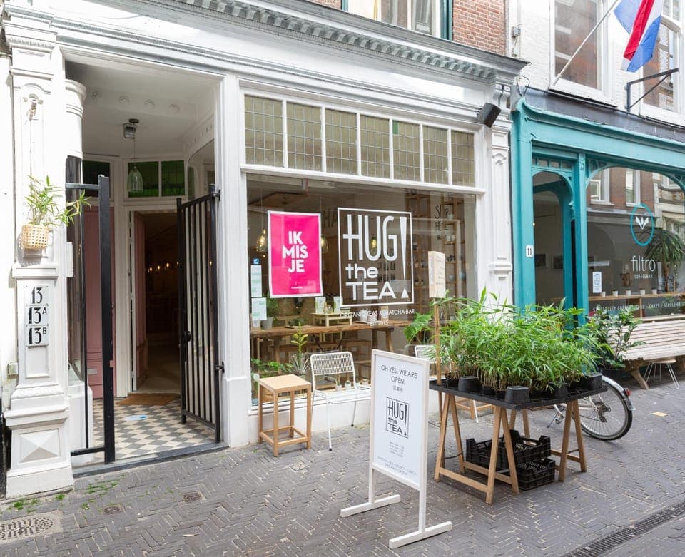 Staff, Restaurant/places to eat, Day