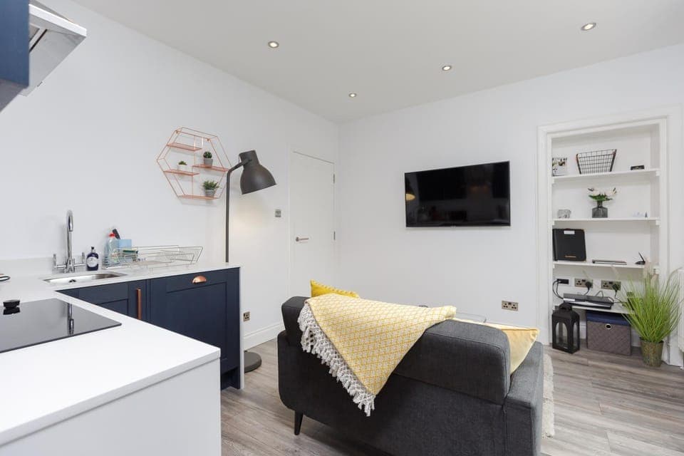 Kitchen or kitchenette, Living room, Seating area