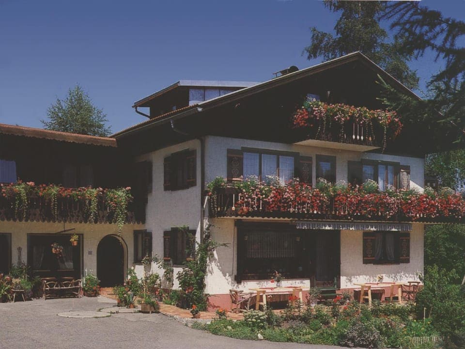 Facade/entrance, Summer