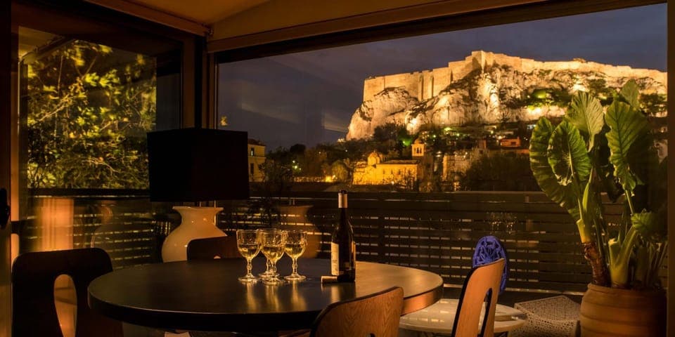Patio, Balcony/Terrace, Decorative detail, Landmark view