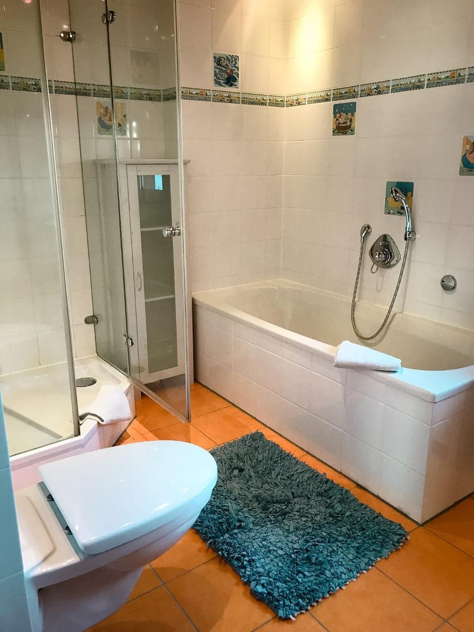 Shower, Toilet, Bathroom