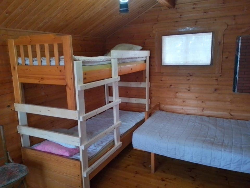 Kalliomökki Nature lodge in Finland