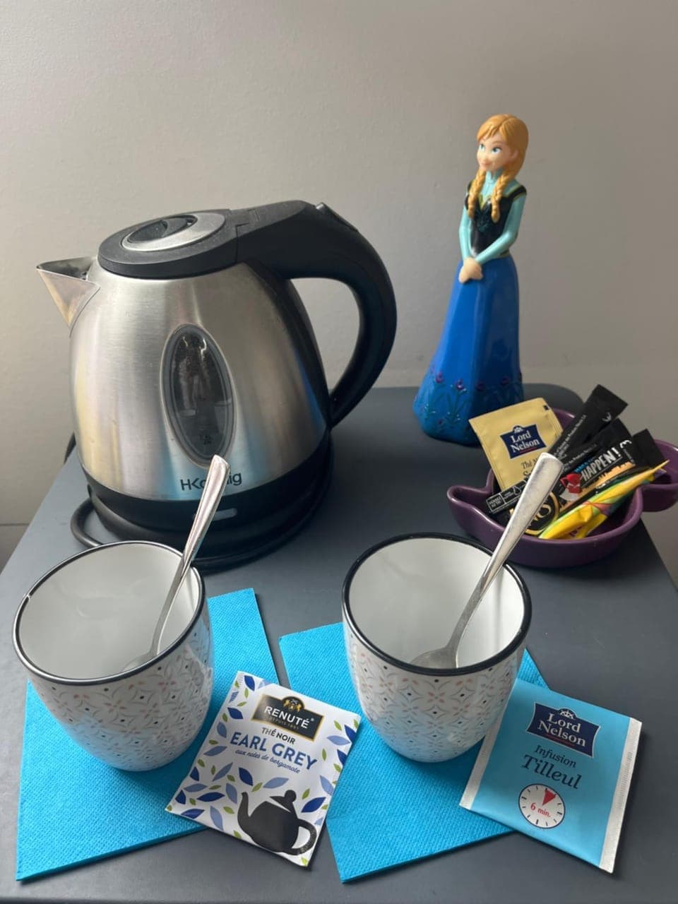 Coffee/tea facilities