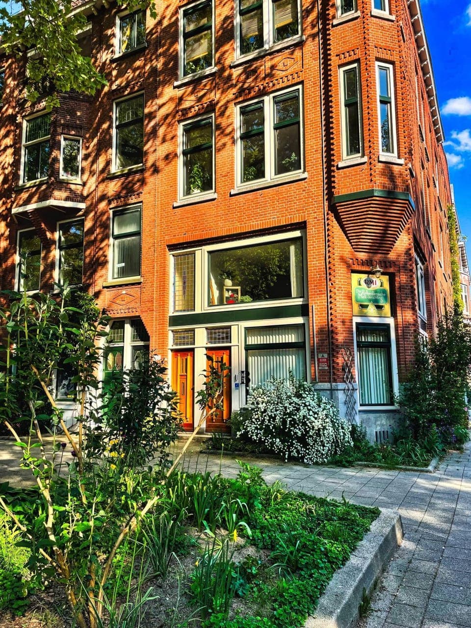 Property building, Neighbourhood, Street view