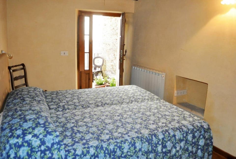 Day, Photo of the whole room