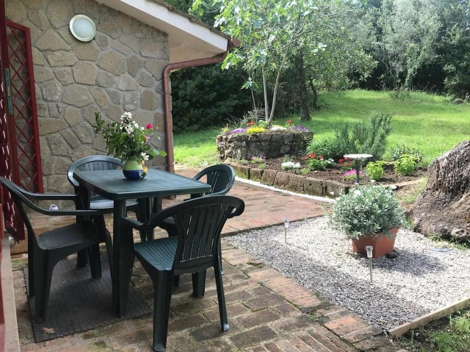Patio, Garden
