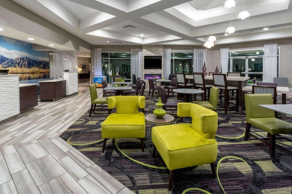 Lobby or reception, On site