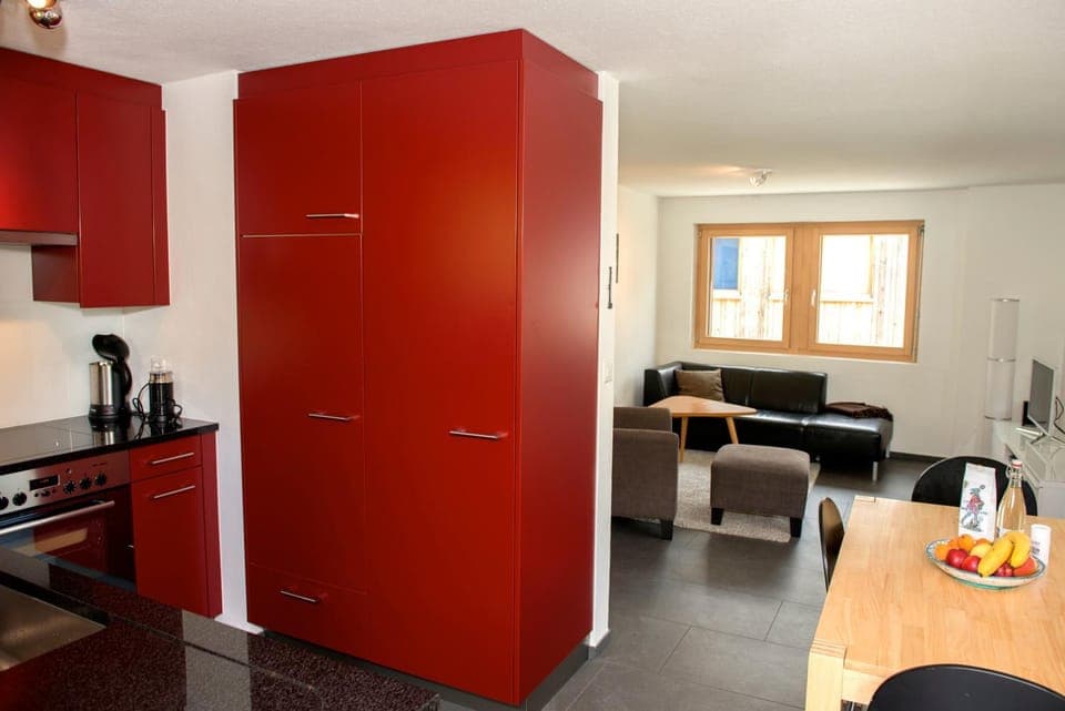 Kitchen or kitchenette, Living room