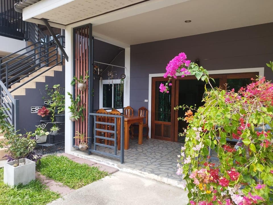 Spring, Balcony/Terrace