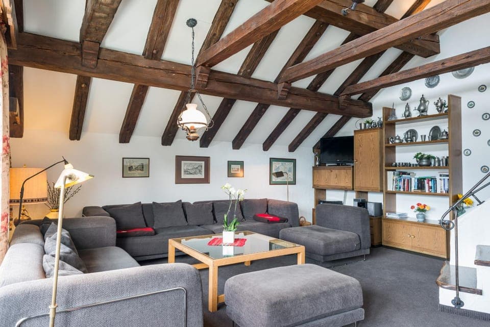 Communal lounge/ TV room, Living room