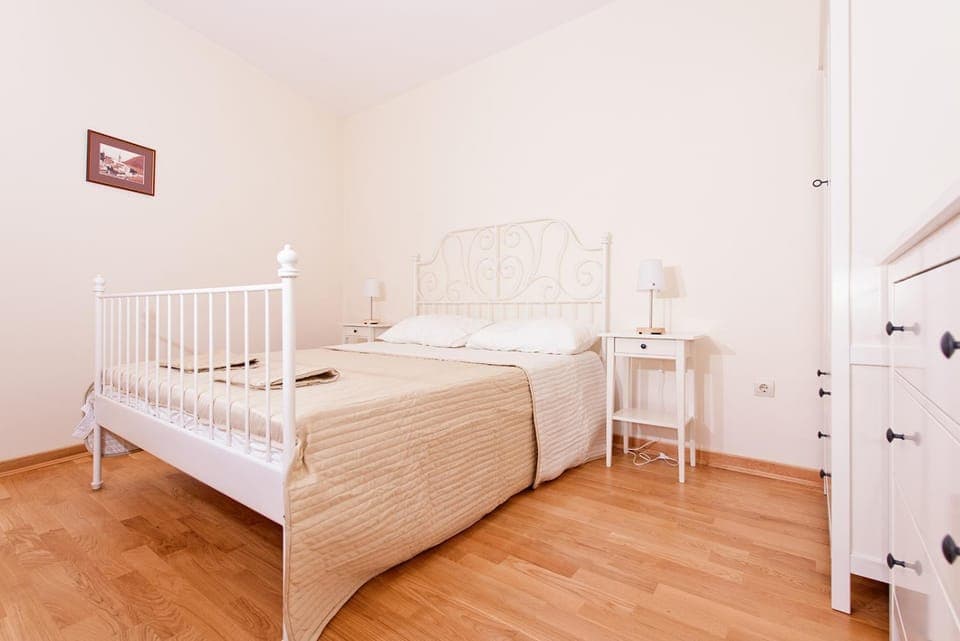 Bed, Photo of the whole room, cot, wardrobe