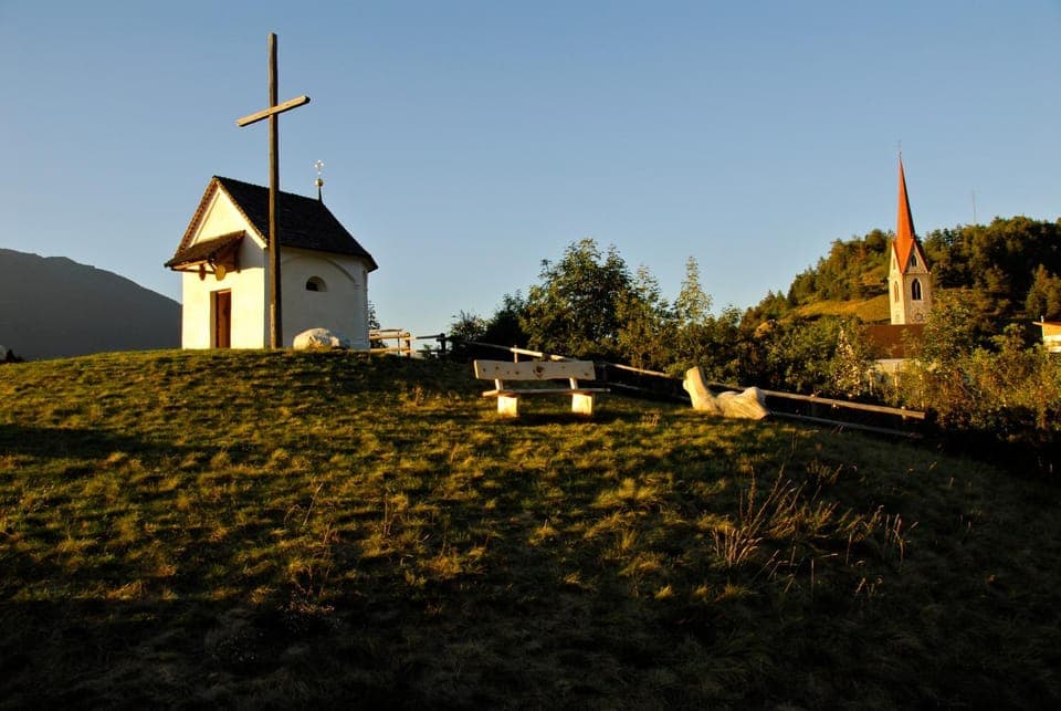 On site, Landmark view, Location