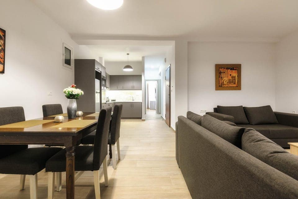 Kitchen or kitchenette, Living room, Dining area