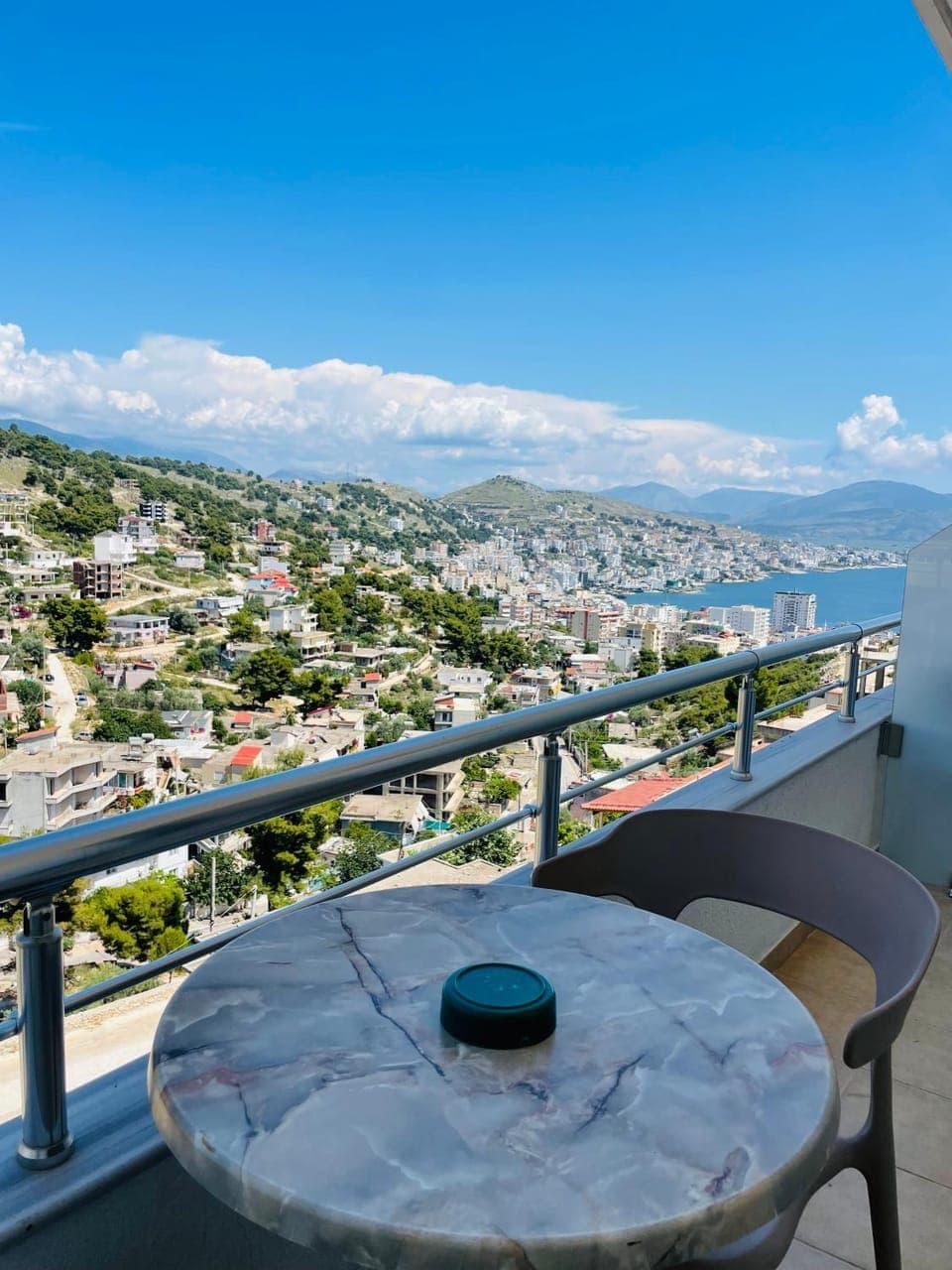 View (from property/room), Balcony/Terrace, City view, Mountain view, Sea view