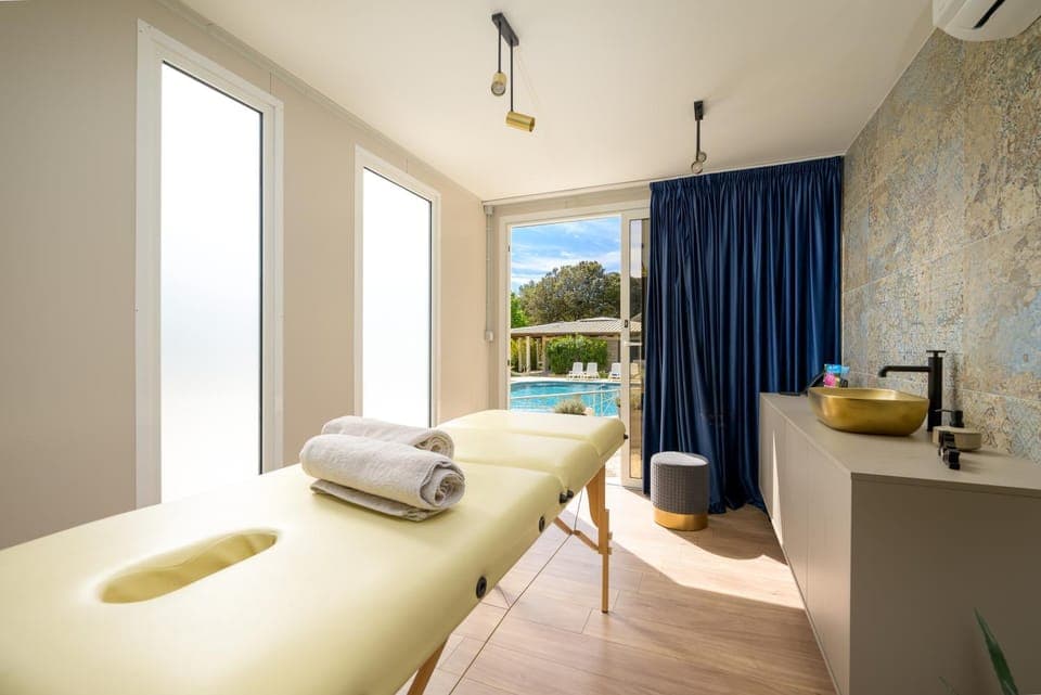 Spa and wellness centre/facilities