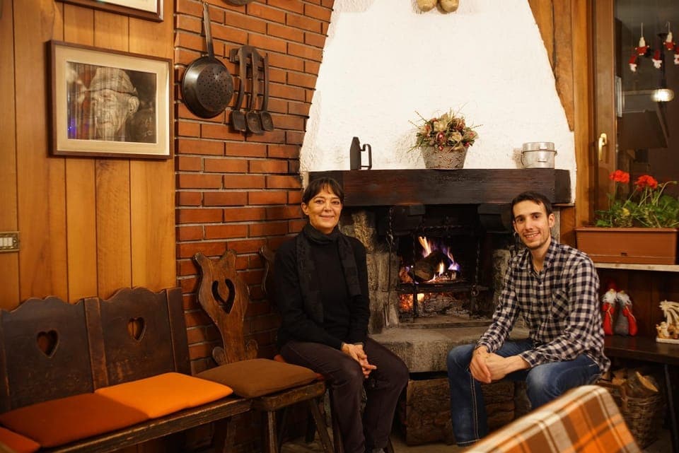 Logo/Certificate/Sign, Family