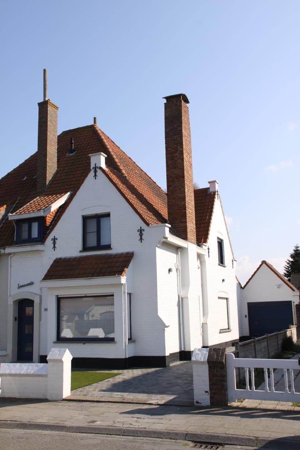 Property building, Facade/entrance