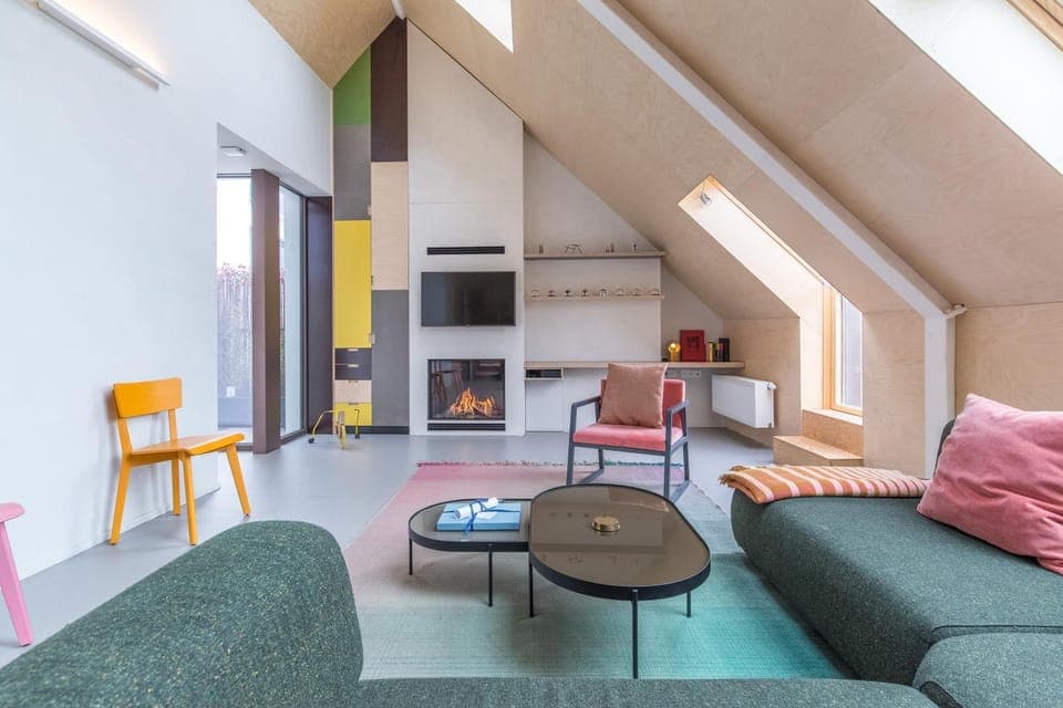 Communal lounge/ TV room, TV and multimedia, Living room