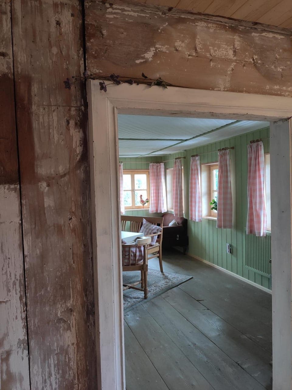 Photo of the whole room