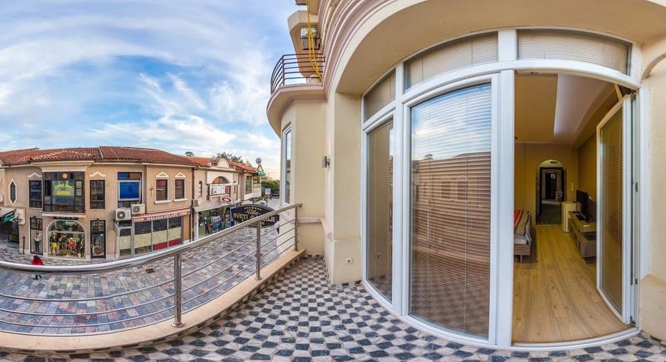 Day, Balcony/Terrace