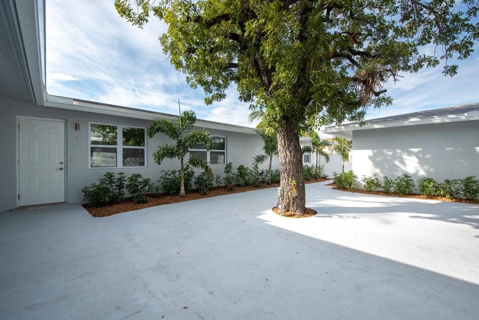 Property building, Garden view