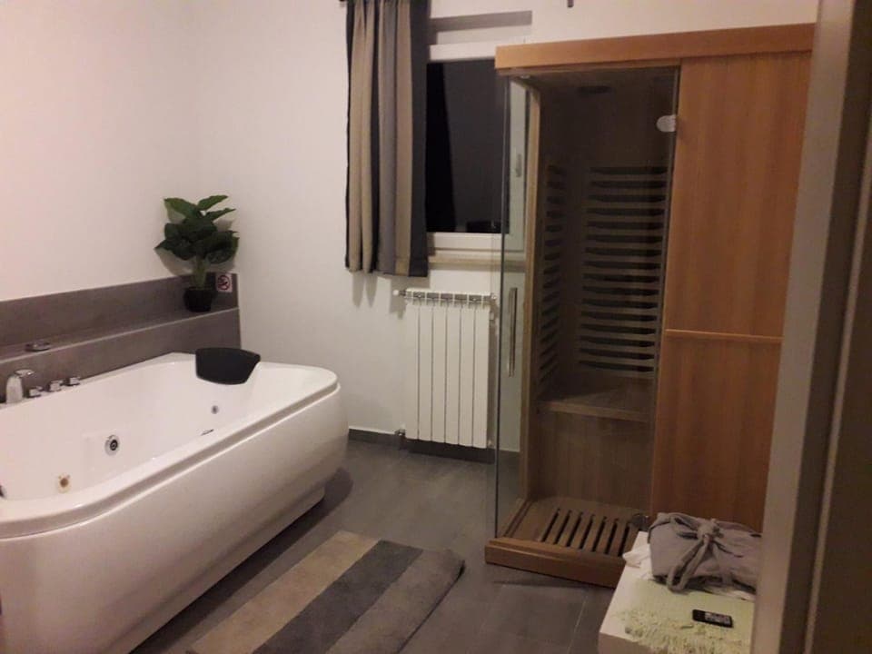 Spa and wellness centre/facilities