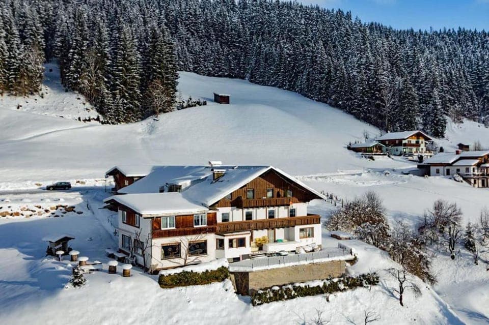 Property building, Winter