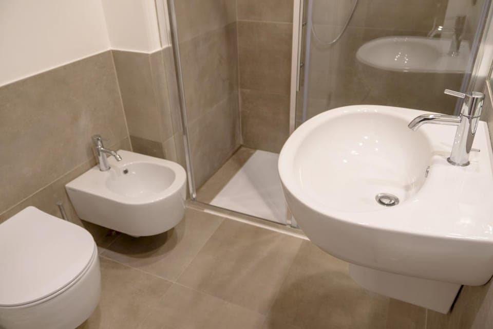 Toilet, Bathroom