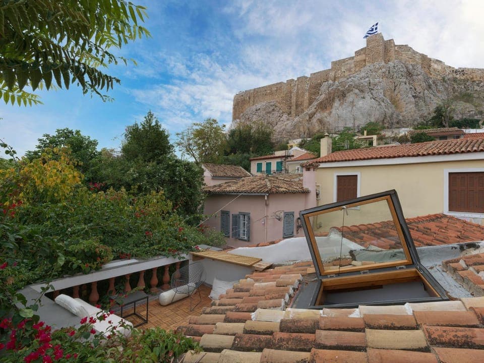 Patio, View (from property/room), Landmark view, Location, Quiet street view, Inner courtyard view