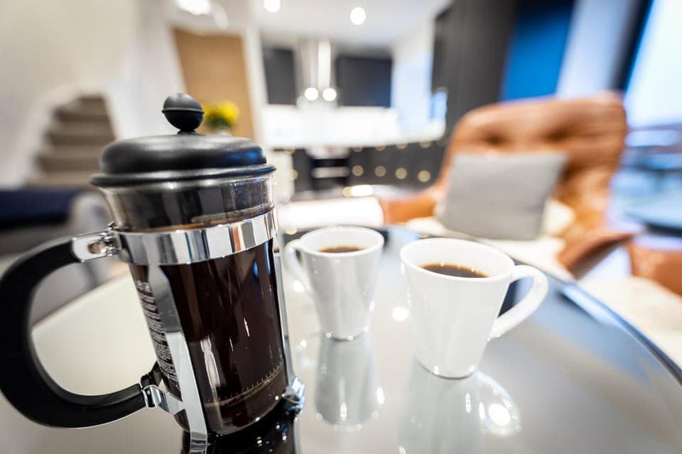 Decorative detail, Drinks