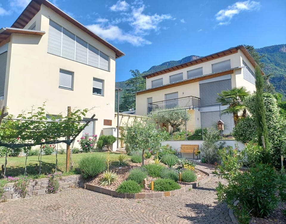 Day, Natural landscape, Garden, Garden view, Mountain view, Breakfast