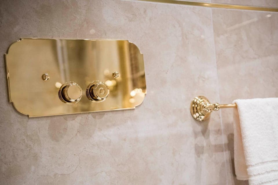 Bathroom, Other, Decorative detail