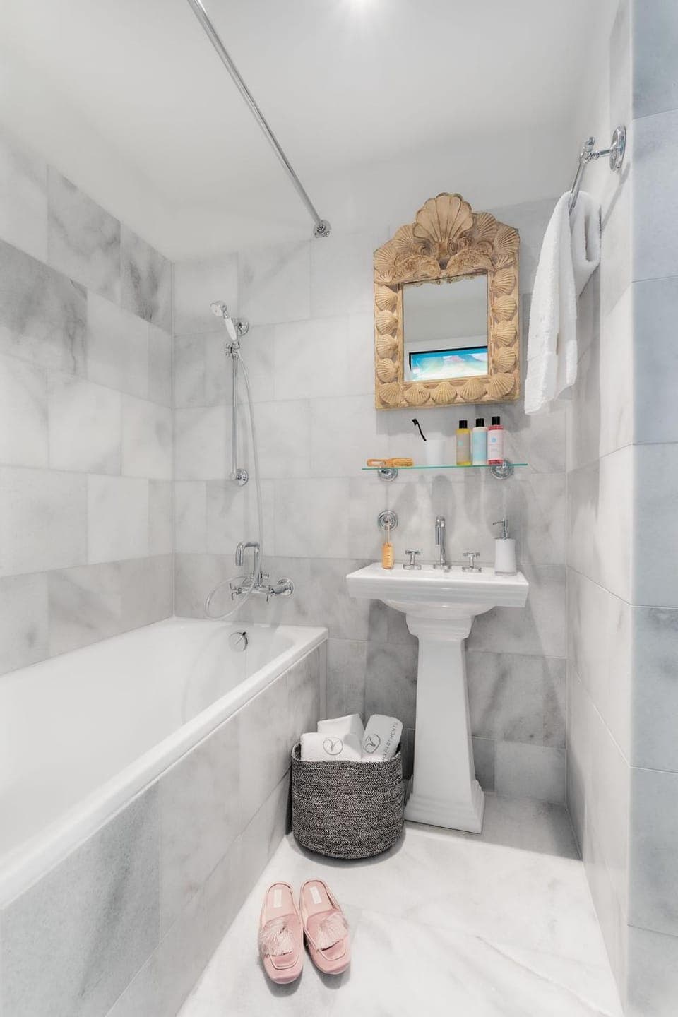Bathroom, Bath